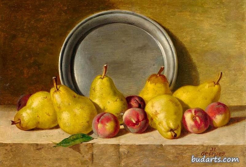 有梨、桃子和白蜡盘子的静物画