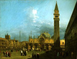 威尼斯：圣马可广场，带大教堂和钟楼