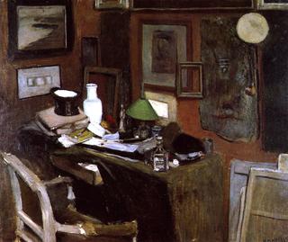 Interior with a Top Hat