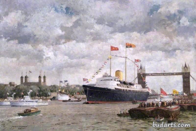 伊丽莎白二世乘坐“不列颠尼亚”号皇家游艇从英联邦归来