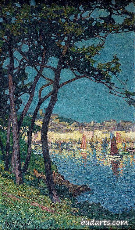 Port in the Midi