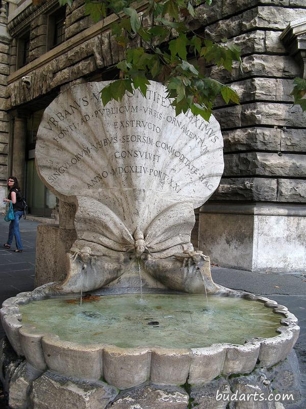 Fontana delle Api (Fountain of the Bees)