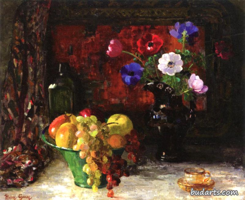 有一碗水果和银莲花的静物画