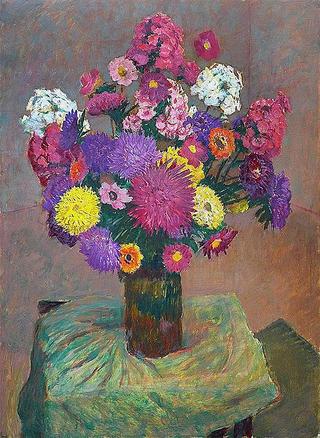 Vase of flowers