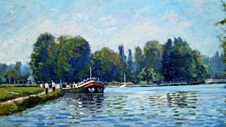 Burgundy Canal Boat
