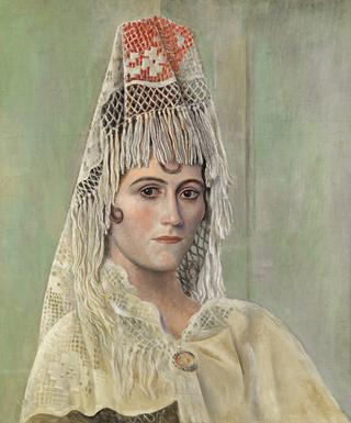 Olga Khokhlova in a Mantilla